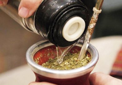 Posible escasez de yerba mate en verano: el impacto de un paro de cosecha