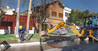 20200820 obra asfalto reunión de intendentes en Berazategui