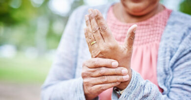20201020 salud abuela tercera edad adulto mayor pandemia osteoporosis