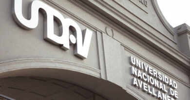 20201108 UNDAV Universidad Avellaneda