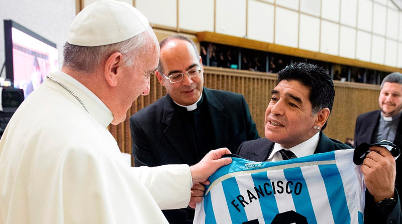 20210102 papa maradona papa Francisco recordó a Maradona