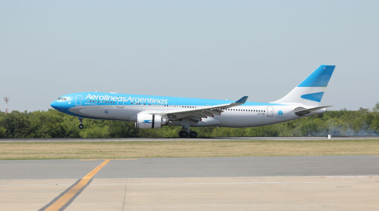 20210113 avion aerolineas argentinas Sputnik V ARGENTINA