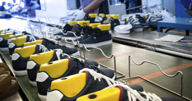 20210325 fabrica de zapatillas