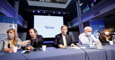 20210922 Brown Expo Universitaria Controles preventivos en Almirante Brown