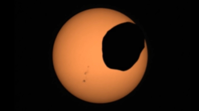 20220425 Marte Fobos Eclipse NASA