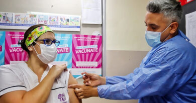 20220506 Vacunacion caída de los contagios en la provincia