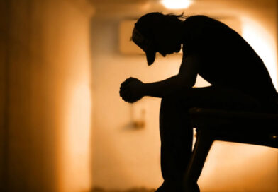 La UBA presentó una guía para la prevención del suicidio en jóvenes