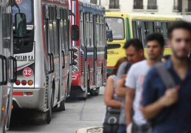 El impacto del ajuste nacional: la Provincia paga las consecuencias en el transporte público