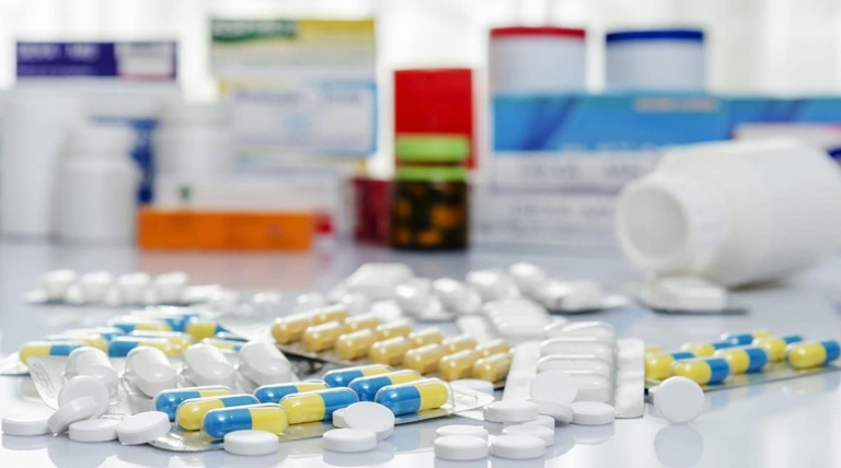 Denuncian al Gobierno por falta de entrega de medicamentos para enfermedades graves