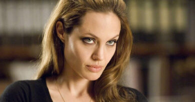 20240510 Angelina Jolie Se busca 1