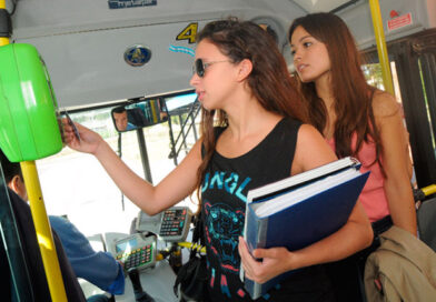 «Salvavidas» bonaerense: la Provincia lanza subsidios para frenar el aumento del boleto «Salvavidas» bonaerense: la Provincia lanza subsidios para frenar el aumento del boleto