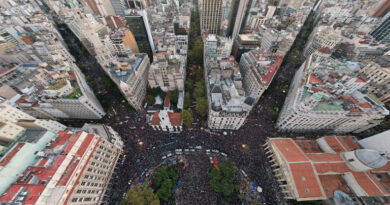 20241002 Marcha universidades educacion Kicillof gobernador electo