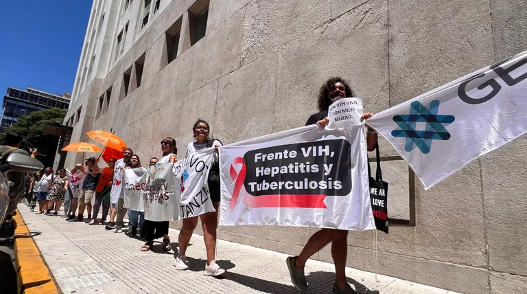 20250115 Frente tuberculosis hepatitis y vih