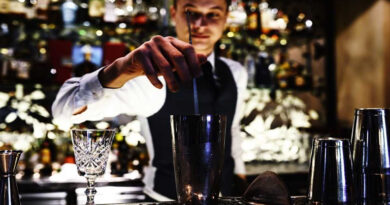 El arte de la coctelería: celebración del Día Mundial del Barman