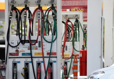 Advierten que el combustible podría subir en julio a pesar de la caída del 7% en las ventas