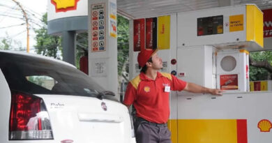 20250327 Combustible surtidor nafta Shell salario mínimo