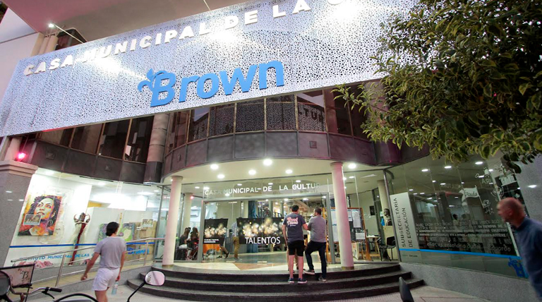 Este fin de semana llegan dos imperdibles encuentros de arte urbano a Alte Brown 1 20250503 Brown casa de la cultura Casa Municipal de la Cultura de Adrogué