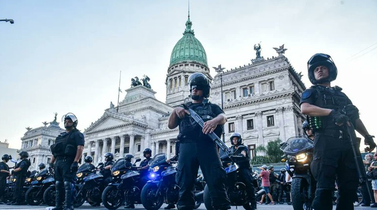 Reforma jubilatoria en Argentina: Por pedido del FMI se debatiría subir la edad del retiro 1 20250519 Congreso Reforma jubilatoria