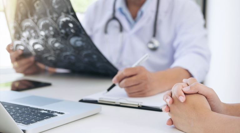 Esclerosis Múltiple: el diagnóstico temprano, clave para una vida plena 1 20250527 Medico Esclerosis Múltiple
