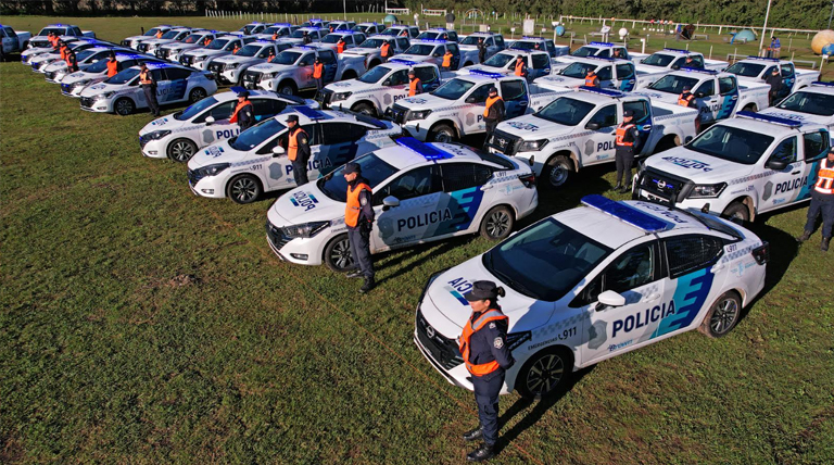 El Municipio de Almirante Brown incorporó 58 móviles y 30 motos para que la Policía Bonaerense refuerce los patrullajes 1 20250530 Borwn Moviles Patrullas Almirante Brown Seguridad