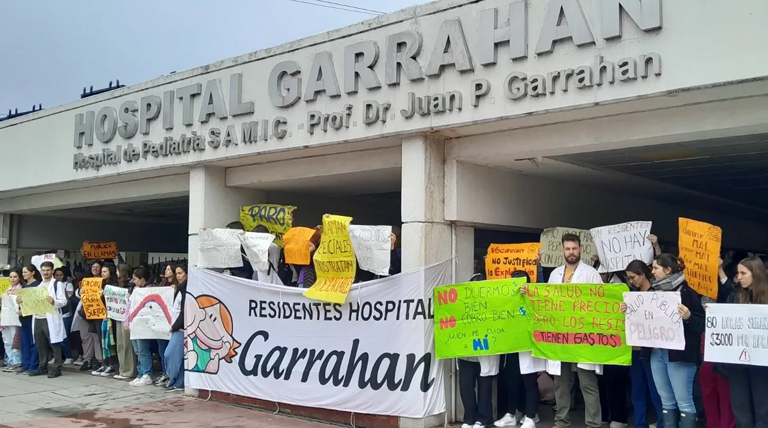 El Garrahan clama: "Bajen la motosierra, aquí solo hay chicos enfermos" 1 20250530 Hospital Garrahan Garrahan