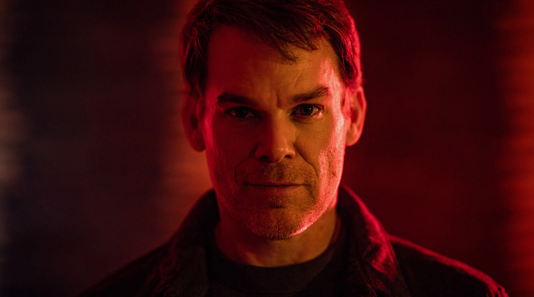 Dexter Resurrección: el reencuentro paterno-filial en Nueva York con Uma Thurman y Peter Dinklage 1 Dexter Resurrección