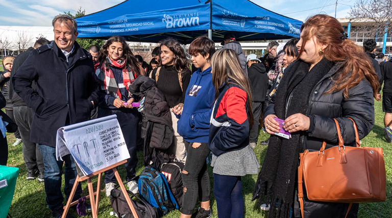 Cascallares participó de una jornada recreativa junto a 300 jóvenes del "Programa Envión" 1 Programa Envión