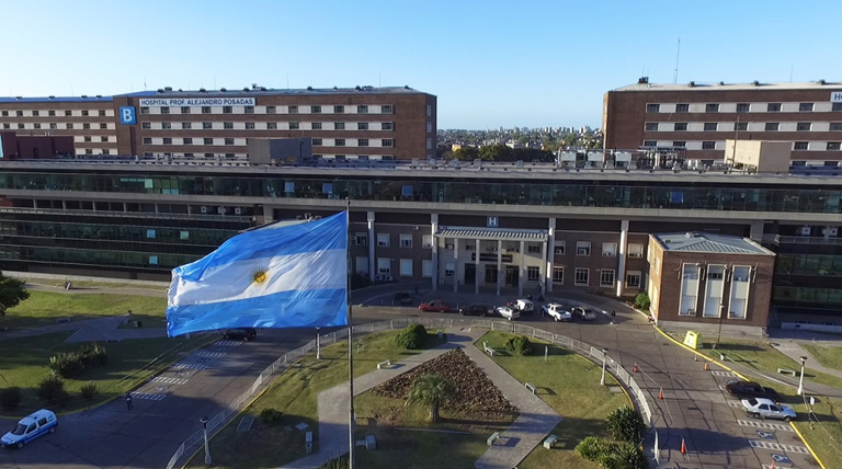 Recortes en salud: el gobierno de Milei despide a 110 trabajadores del Hospital Posadas y sanciona al Garrahan 1 20250612 hospital posadas Hospital Posadas