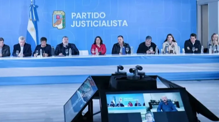 El peronismo convoca a Plaza de Mayo en defensa de Cristina Fernández de Kirchner y la democracia 1 Plaza de Mayo en defensa de Cristina Fernández