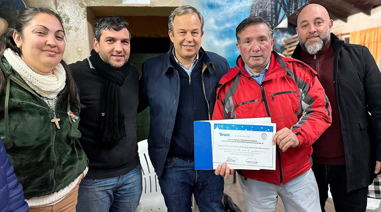 Cascallares visitó el centro cultural “El Gaucho” y le entregó su personería jurídica 1 centro cultural “El Gaucho”