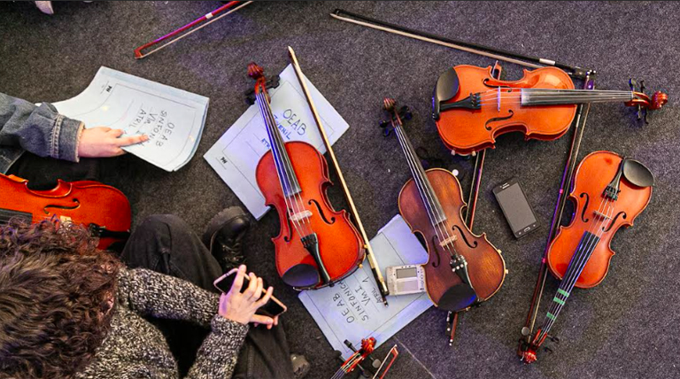 20260709 Brown talleres musica violines talleres culturales en almirante brown
