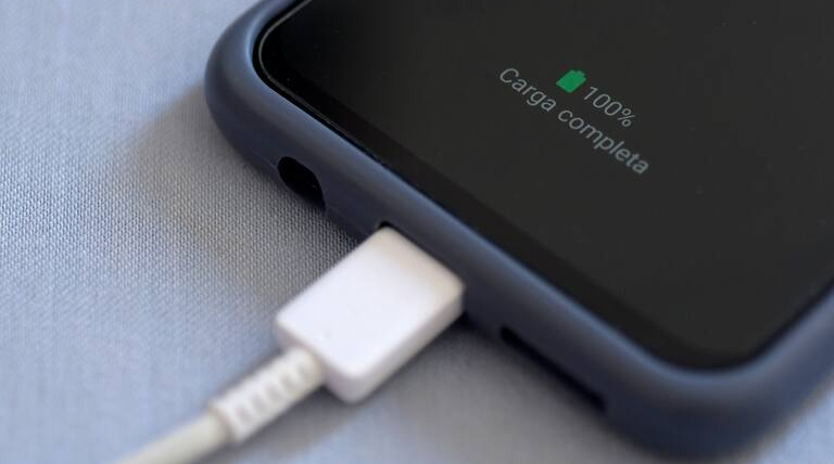 La clave para alargar la vida de la batería del celular: El rango de carga ideal La clave para alargar la vida de la batería del celular: El rango de carga ideal