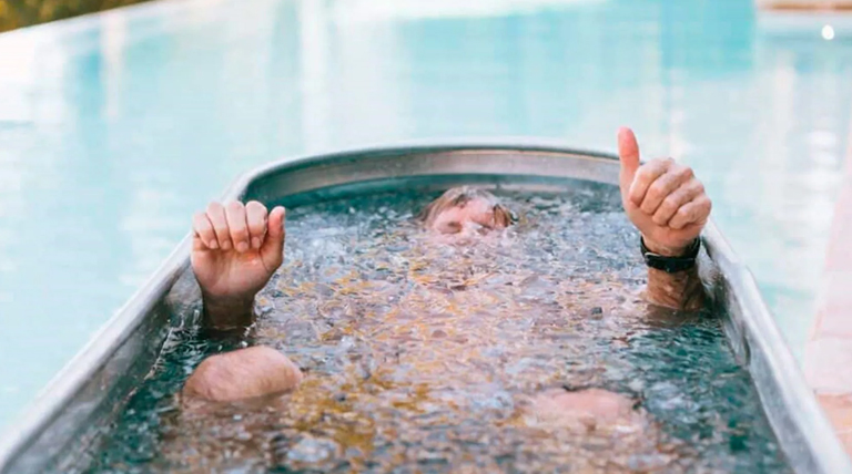Baños de hielo: Expertos alertan sobre los riesgos para la salud de esta tendencia viral 1 Baños de hielo