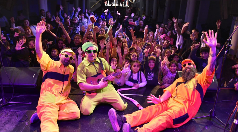 Miles de niños disfrutan de las actividades gratuitas organizadas por el Municipio en el inicio de las vacaciones 1 Almirante Brown vacaciones de invierno