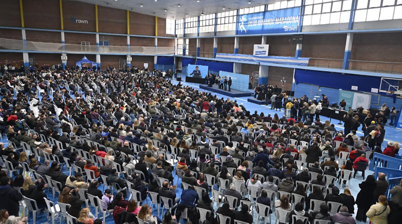 20260723 Almirante Brown Cascallares Kicillof 2 Kicillof Magario y Cascallares