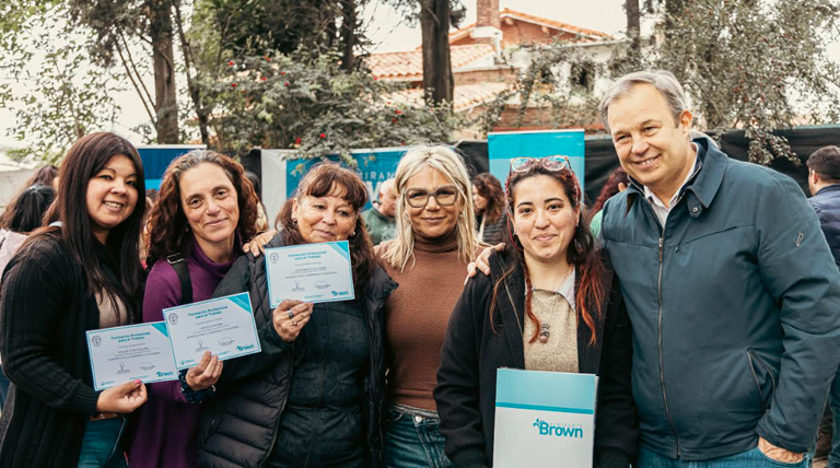 Cascallares y Eichel entregaron diplomas a 240 egresados del Centro de Formación para el Trabajo de Calzada 1 Centro de Formación para el Trabajo de Calzada