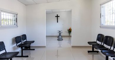 Con obras históricas, el Municipio pone en valor el Cementerio Municipal de Alte Brown Con obras históricas, el Municipio pone en valor el Cementerio Municipal de Alte Brown