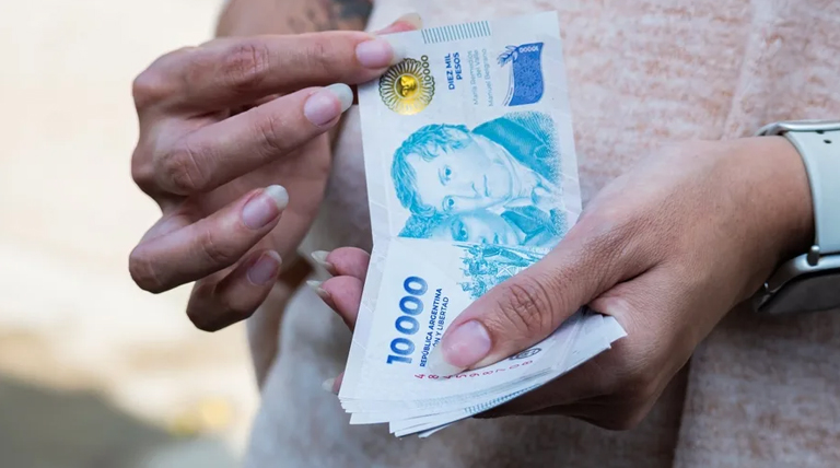 La UBA advierte que el salario mínimo en Argentina se ubica en niveles previos al 2001 1 salario mínimo en Argentina