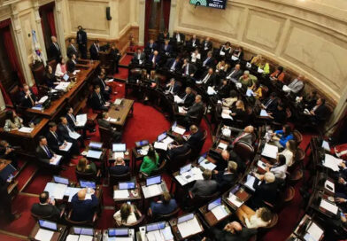El Senado limita los DNU de Milei con una votación histórica