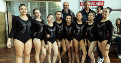 Cascallares acompañó a deportistas brownianas que compiten en la etapa regional de los Juegos Bonaerenses