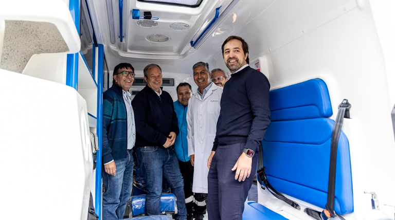 El Hospital Oñativia incorporó nuevas ambulancias, un equipo de rayos x, un mamógrafo y suma refacciones 1 Hospital Oñativia