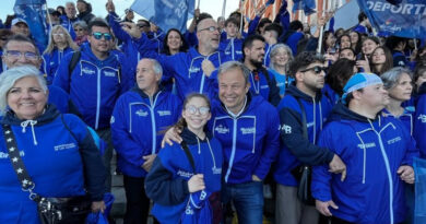 Juegos Bonaerenses: Cascallares felicitó a los representantes brownianos que hicieron historia en Mar del Plata Juegos Bonaerenses: Cascallares felicitó a los representantes brownianos que hicieron historia en Mar del Plata