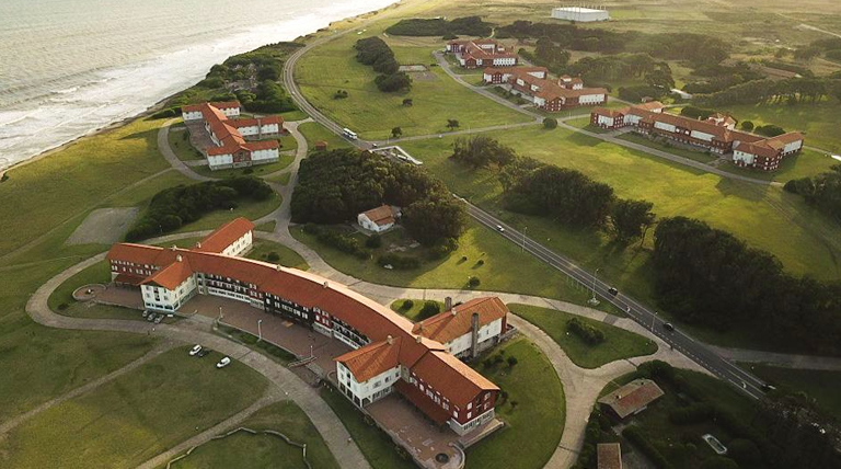 Turismo social: la provincia de Buenos Aires relanza un programa para apuntalar al sector en crisis 1 20251030 Chapadmalal Turismo Social