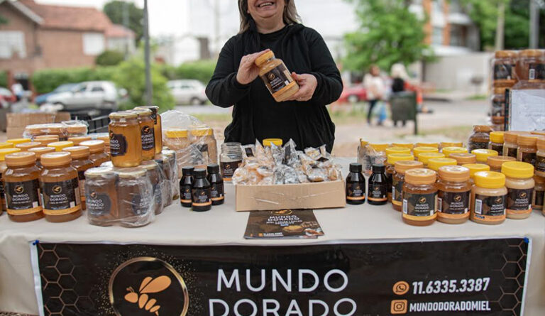 20251104 Brown feria Circulo Ahorro 1 Circuito de Ahorro Brown