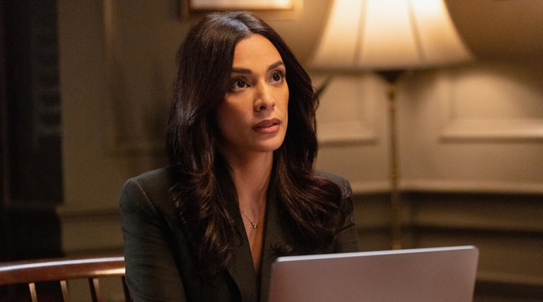 20251105 Beso Black Adam Besó a Black Adam