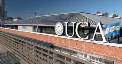 20251116 UCA Vacunación