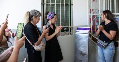 Emotivo homenaje en el Día de la Eliminación de la Violencia contra la Mujer Emotivo homenaje en el Día de la Eliminación de la Violencia contra la Mujer