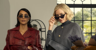 “Todo Vale”: el drama legal de Kim Kardashian y Naomi Watts que desafía las críticas en Disney+ “Todo Vale”: el drama legal de Kim Kardashian y Naomi Watts que desafía las críticas en Disney+