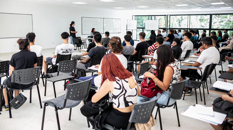 Cascallares: "El 80% de los inscriptos a la UNaB es primera generación de universitarios" 3 20251128 Brown UNaB Cascallares 2 UNaB