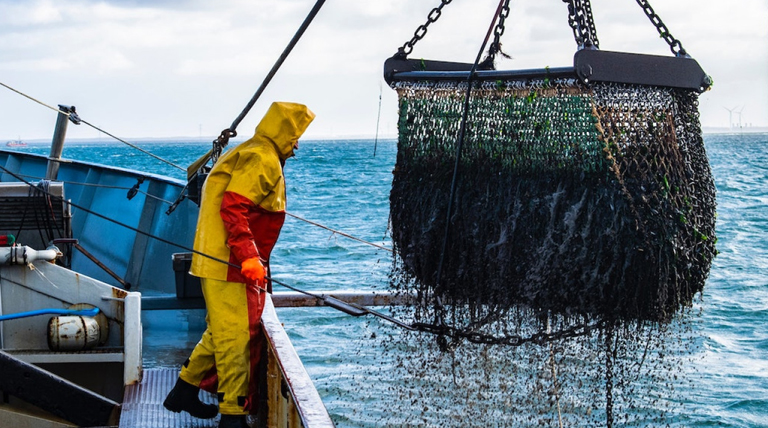 20261118 Buque pesquero Soberanía marítima